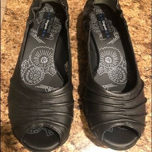 Skechers Bikers Leather Scrunchy Peep Toe Shoes